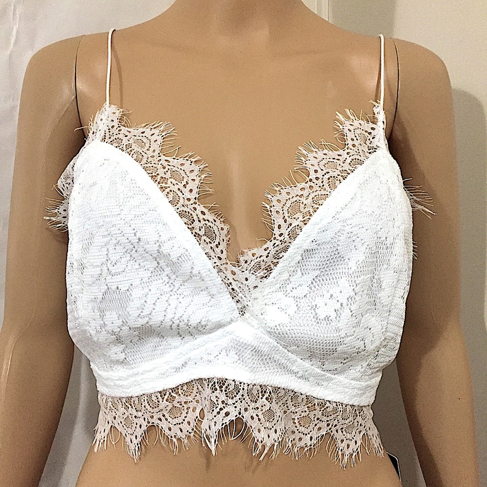 Pretty Little Thing Amelie Tie back lace Bralette - Picture 5 of 14